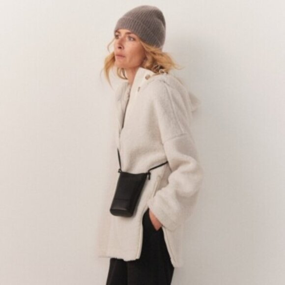 The White Company Borg Oversized Sherpa Hoodie Cream Pullover Funnel Neck Size S - Picture 2 of 8